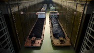 三峡ダムの代償 (Three Gorges Dam)の写真