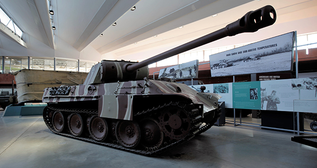 主力戦車ティーガー&パンター (原題: Hitler's Deadly Tanks)の写真