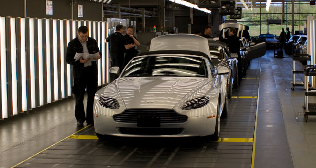 アストンマーティン (原題: Aston Martin)の写真