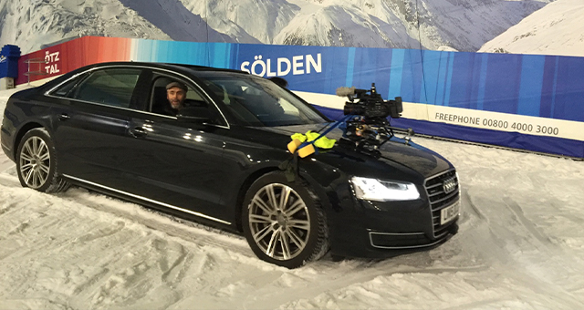 アウディ・A8 (原題: Audi A8)の写真