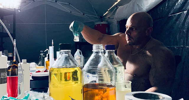 ステロイドの闇取引 (原題: Steroids)の写真