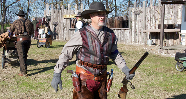 銃撃特訓 (原題: Cowboy Shootout)の写真