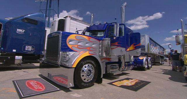 大集合！全米のトラック野郎 (原題: Super Truck Rally)の写真