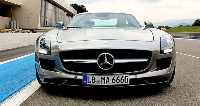 メルセデス (原題: Mercedes)の写真