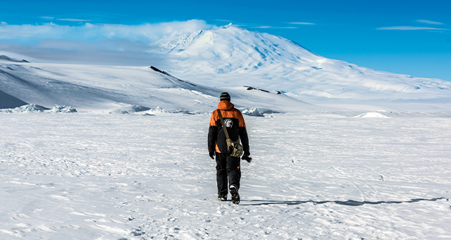 氷の世界 (原題: Storming Antarctica)の写真