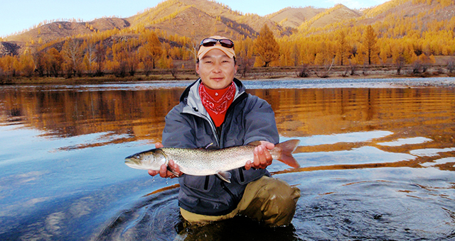 モンゴルの巨大マス！ (原題: Mongolian Terror Trout)の写真