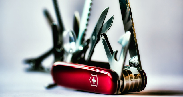 スイスアーミーナイフ (原題: Swiss Army Knife)の写真