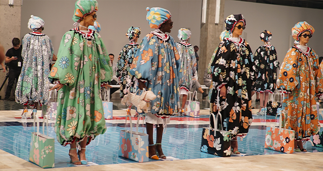 ファッションウィーク戦争 (原題: Fashion Week Wars)の写真