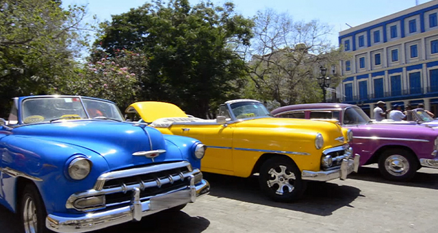 キューバ革命の光と影 (原題: Cuban Rum And Revolution)の写真