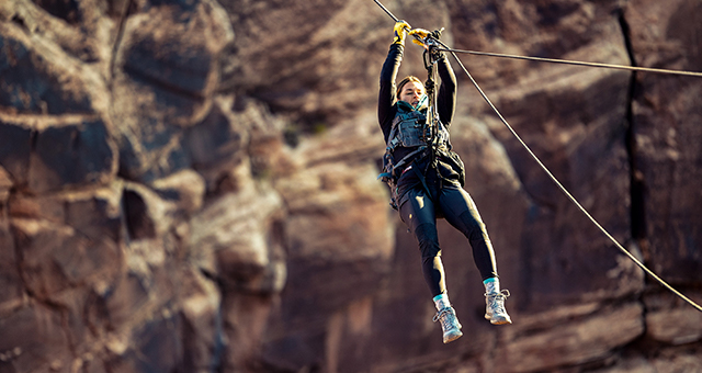 ダニカ・パトリックとモアブ砂漠へ (原題: Danica Patrick In The Moab Desert)の写真