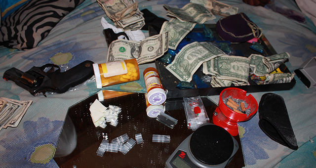 ダラス 魅惑のトラップハウス (原題: Dallas Dope Cowboys)の写真