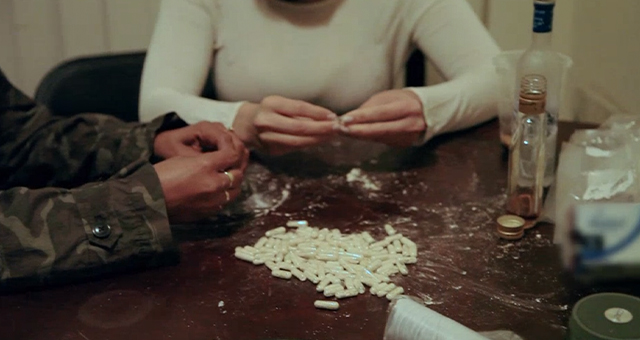 モリーブームの光と影 (原題: Manic Molly)の写真