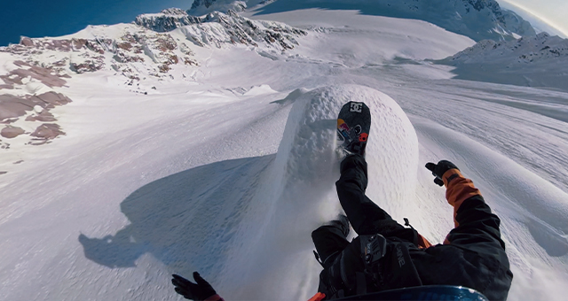 トラビス・ライス：銀世界の恐怖 (原題: Riding The Avalanche)の写真