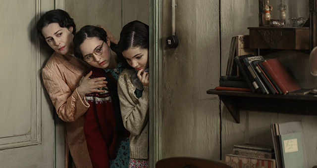ハヌカの夜 (原題: The Butterfly)の写真