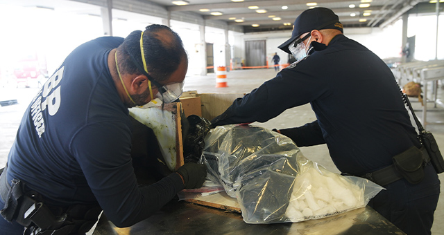 仰天！運び屋vs取締屋in全米エアポート総集編 3の写真